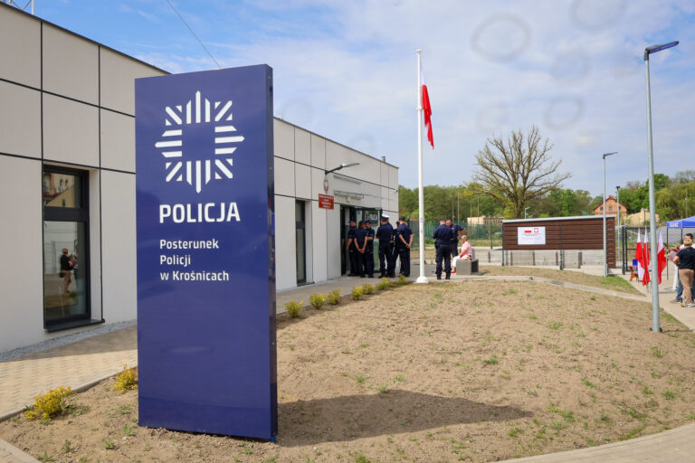 Nowy posterunek policji otwarty w Krośnicach