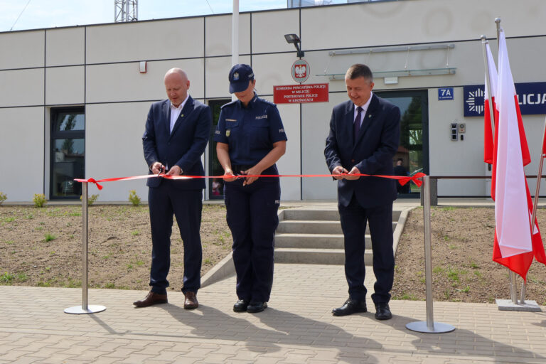 Nowy posterunek policji otwarty w Krośnicach