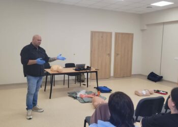 Pracownicy socjalni uczyli się, jak reagować w trudnych sytuacjach