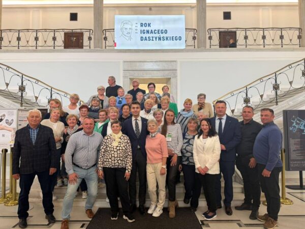 Miliccy seniorzy odwiedzili Warszawę Miliccy seniorzy odwiedzili Warszawę