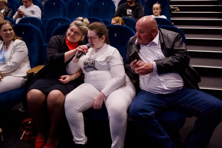 Młodzi artyści na scenie Kina Capitol