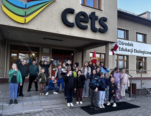Noc pełna zagadek, bajek i dobrej zabawy w CETS Krośnice Noc pełna zagadek, bajek i dobrej zabawy w CETS Krośnice