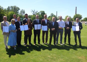 Barycz Sułów z 3 mln zł dotacji na pełnowymiarowe boisko