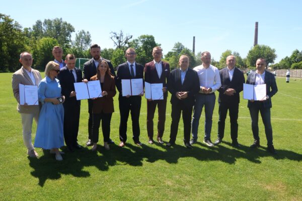 Barycz Sułów z 3 mln zł dotacji na pełnowymiarowe boisko Barycz Sułów z 3 mln zł dotacji na pełnowymiarowe boisko