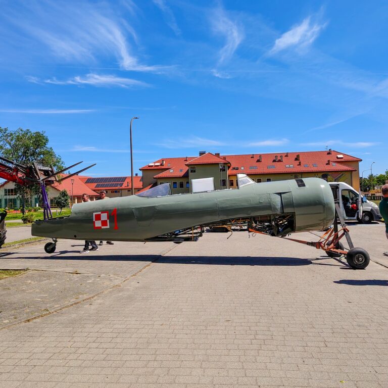 Odrestaurowany JAK-11 wrócił do Krośnic
