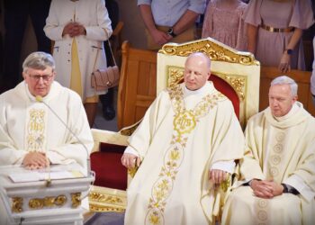 Pierwsza Komunia Święta w parafii św. Andrzeja Boboli