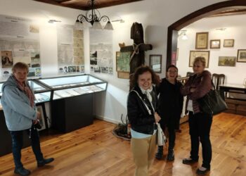 Noc Muzeów w Zdunach przyciągnęła miłośników historii. Był quiz, wspomnienia i archiwalne fotografie
