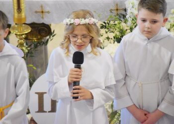 Pierwsza Komunia Święta w parafii św. Andrzeja Boboli