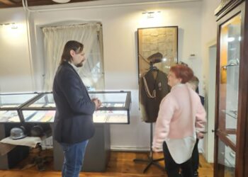 Noc Muzeów w Zdunach przyciągnęła miłośników historii. Był quiz, wspomnienia i archiwalne fotografie