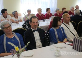 „W Perzycach też rozbłysła radość”. IV Spotkanie z pieśnią Maryjną w Perzycach