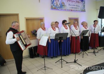 „W Perzycach też rozbłysła radość”. IV Spotkanie z pieśnią Maryjną w Perzycach