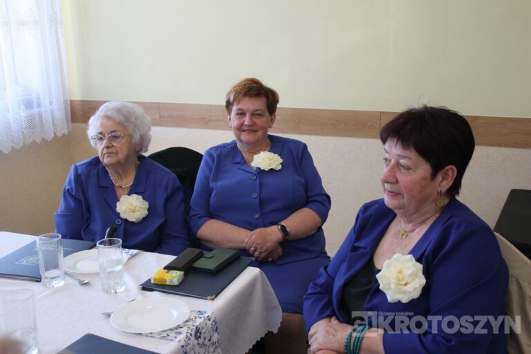 „W Perzycach też rozbłysła radość”. IV Spotkanie z pieśnią Maryjną w Perzycach