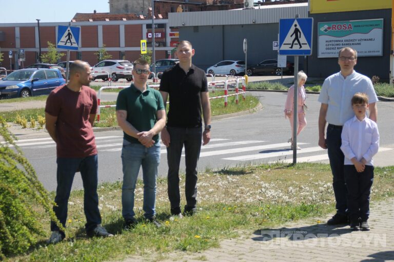 Uroczystości, msza i hołd pod pomnikiem z okazji 235. rocznicy uchwalenia Konstytucji 3 Maja