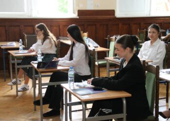Poranek z matematyką. Sprawdziliśmy, jak maturzyści radzili sobie w Krotoszynie