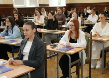 Poranek z matematyką. Sprawdziliśmy, jak maturzyści radzili sobie w Krotoszynie