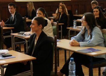 Poranek z matematyką. Sprawdziliśmy, jak maturzyści radzili sobie w Krotoszynie