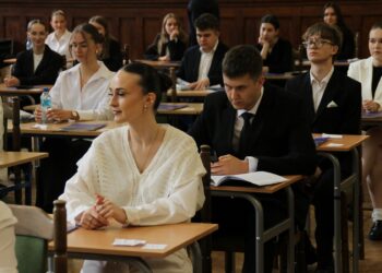 Poranek z matematyką. Sprawdziliśmy, jak maturzyści radzili sobie w Krotoszynie
