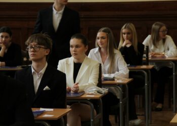Poranek z matematyką. Sprawdziliśmy, jak maturzyści radzili sobie w Krotoszynie