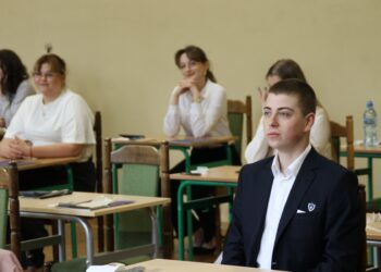 Poranek z matematyką. Sprawdziliśmy, jak maturzyści radzili sobie w Krotoszynie