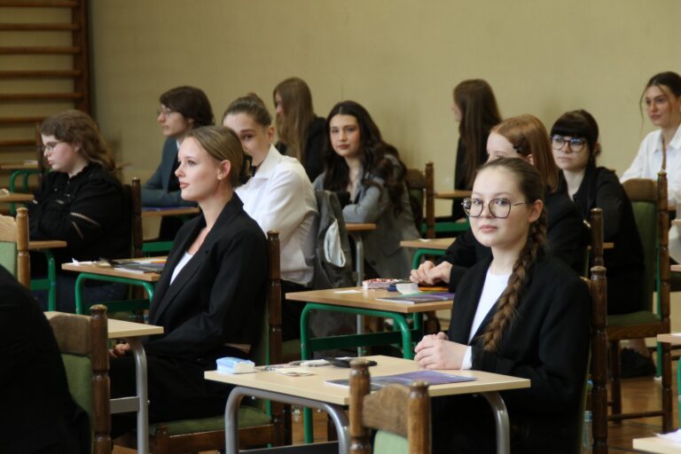 Poranek z matematyką. Sprawdziliśmy, jak maturzyści radzili sobie w Krotoszynie