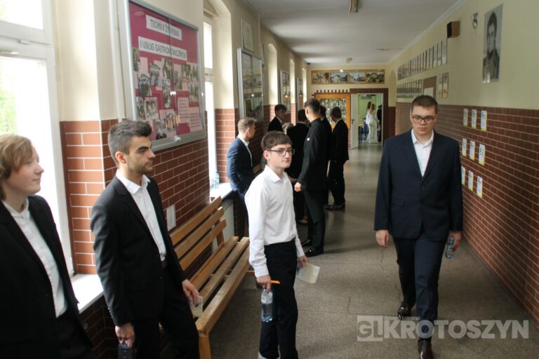 Egzamin z języka angielskiego za maturzystami. Jak poszło w Krotoszynie?