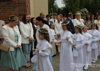 66 dzieci przyjęło Pierwszą Komunię Świętą w krotoszyńskiej bazylice