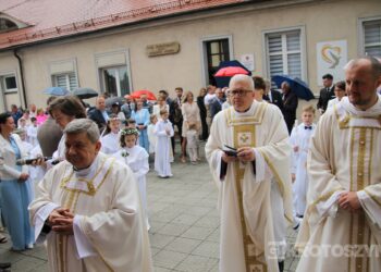 66 dzieci przyjęło Pierwszą Komunię Świętą w krotoszyńskiej bazylice