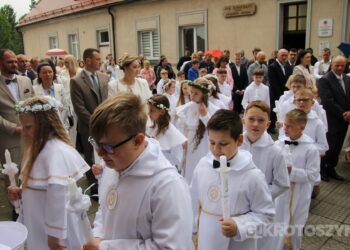66 dzieci przyjęło Pierwszą Komunię Świętą w krotoszyńskiej bazylice
