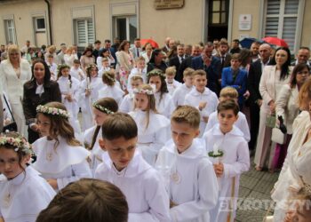 66 dzieci przyjęło Pierwszą Komunię Świętą w krotoszyńskiej bazylice
