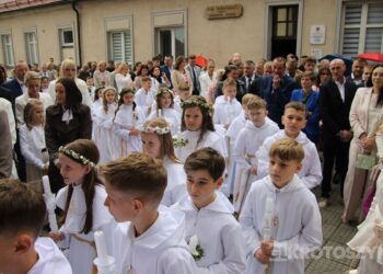 66 dzieci przyjęło Pierwszą Komunię Świętą w krotoszyńskiej bazylice