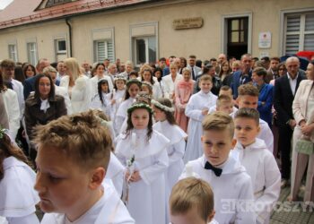66 dzieci przyjęło Pierwszą Komunię Świętą w krotoszyńskiej bazylice