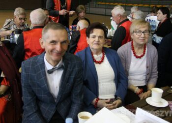 Seniorzy rozśpiewali Koźmin Wielkopolski. Za nami IV Przegląd Piosenki Senioralnej