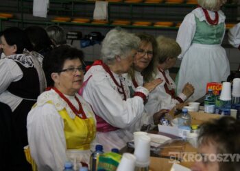 Seniorzy rozśpiewali Koźmin Wielkopolski. Za nami IV Przegląd Piosenki Senioralnej