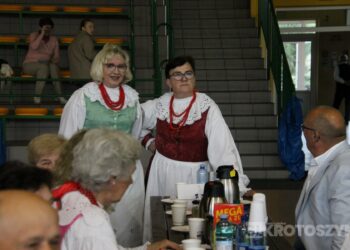 Seniorzy rozśpiewali Koźmin Wielkopolski. Za nami IV Przegląd Piosenki Senioralnej