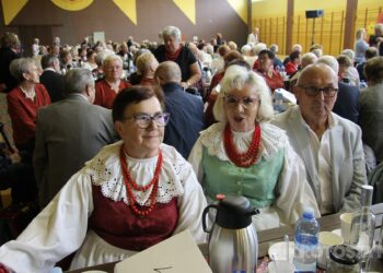 Seniorzy rozśpiewali Koźmin Wielkopolski. Za nami IV Przegląd Piosenki Senioralnej
