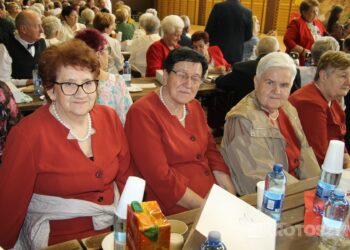 Seniorzy rozśpiewali Koźmin Wielkopolski. Za nami IV Przegląd Piosenki Senioralnej