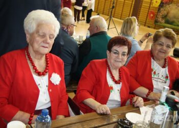 Seniorzy rozśpiewali Koźmin Wielkopolski. Za nami IV Przegląd Piosenki Senioralnej