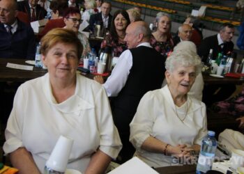 Seniorzy rozśpiewali Koźmin Wielkopolski. Za nami IV Przegląd Piosenki Senioralnej