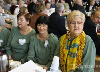 Seniorzy rozśpiewali Koźmin Wielkopolski. Za nami IV Przegląd Piosenki Senioralnej