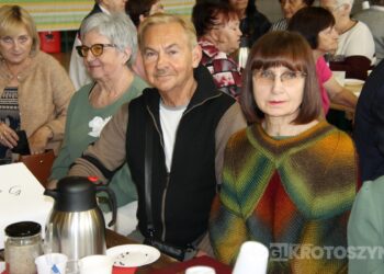 Seniorzy rozśpiewali Koźmin Wielkopolski. Za nami IV Przegląd Piosenki Senioralnej
