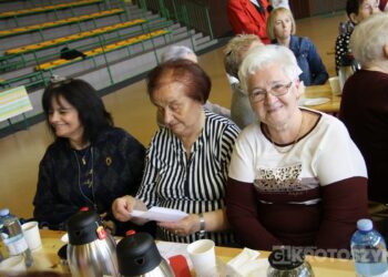 Seniorzy rozśpiewali Koźmin Wielkopolski. Za nami IV Przegląd Piosenki Senioralnej