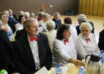 Seniorzy rozśpiewali Koźmin Wielkopolski. Za nami IV Przegląd Piosenki Senioralnej