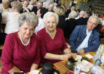 Seniorzy rozśpiewali Koźmin Wielkopolski. Za nami IV Przegląd Piosenki Senioralnej