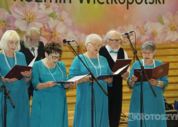 Seniorzy rozśpiewali Koźmin Wielkopolski. Za nami IV Przegląd Piosenki Senioralnej