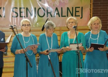 Seniorzy rozśpiewali Koźmin Wielkopolski. Za nami IV Przegląd Piosenki Senioralnej
