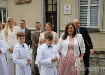 Wyjątkowy dzień dla 36 dzieci. Uroczystość I Komunii Świętej w krotoszyńskiej bazylice