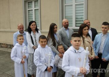 Wyjątkowy dzień dla 36 dzieci. Uroczystość I Komunii Świętej w krotoszyńskiej bazylice