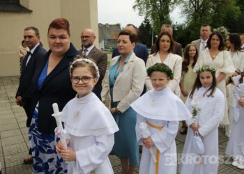 Wyjątkowy dzień dla 36 dzieci. Uroczystość I Komunii Świętej w krotoszyńskiej bazylice