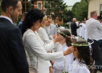 Wyjątkowy dzień dla 36 dzieci. Uroczystość I Komunii Świętej w krotoszyńskiej bazylice