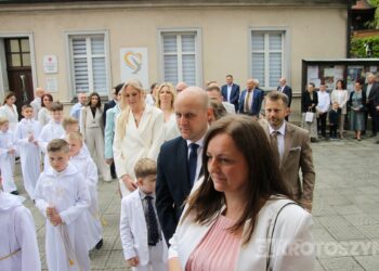 Wyjątkowy dzień dla 36 dzieci. Uroczystość I Komunii Świętej w krotoszyńskiej bazylice